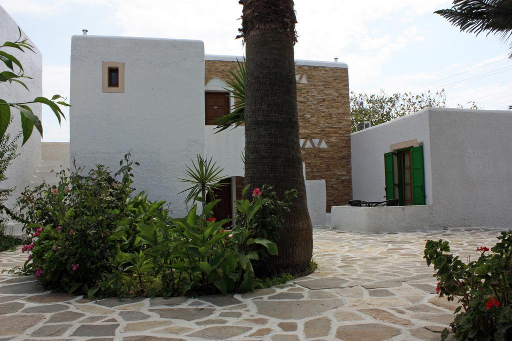 Naxos Holidays Naxos City Esterno foto