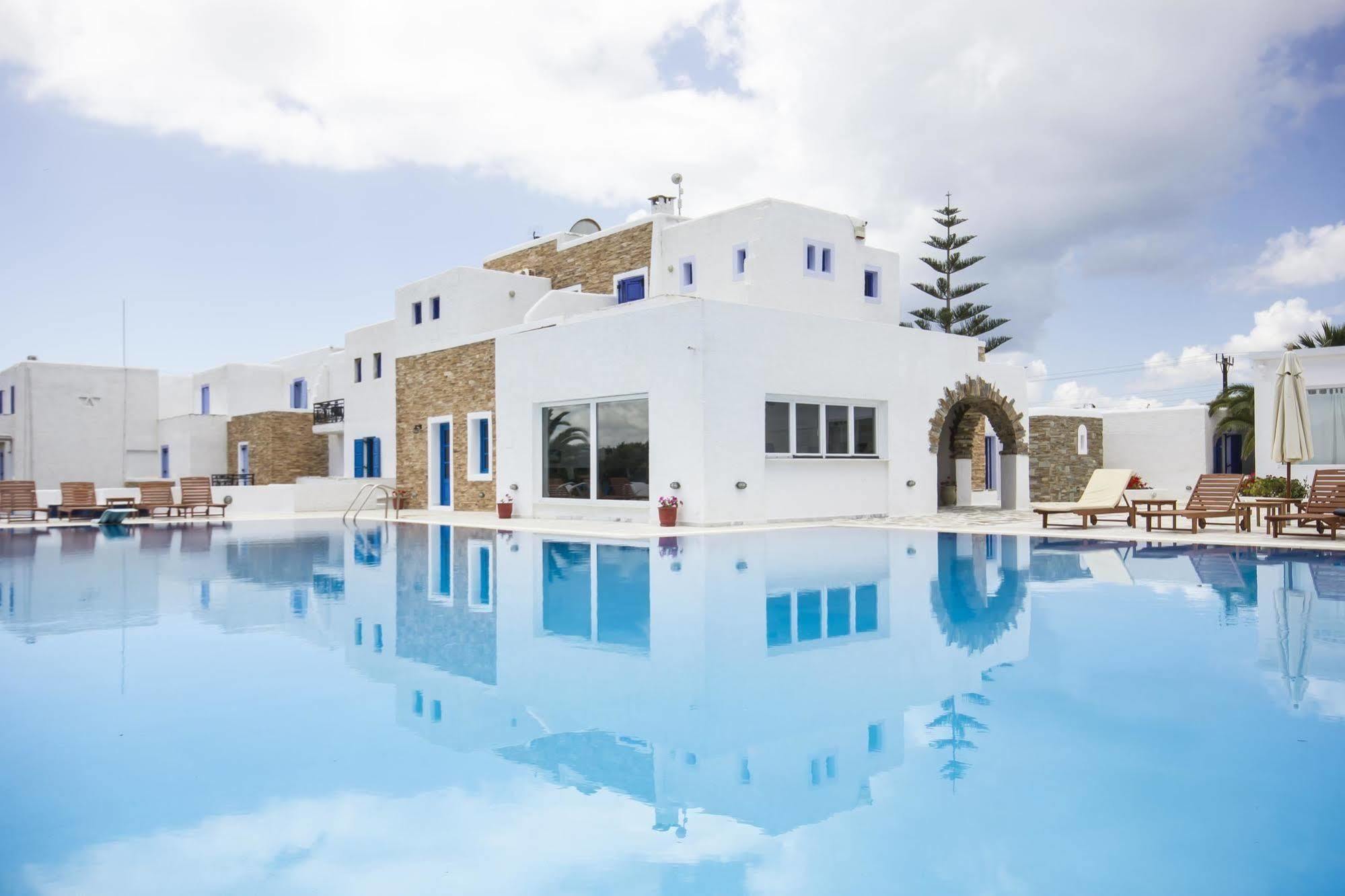 Naxos Holidays Naxos City Esterno foto