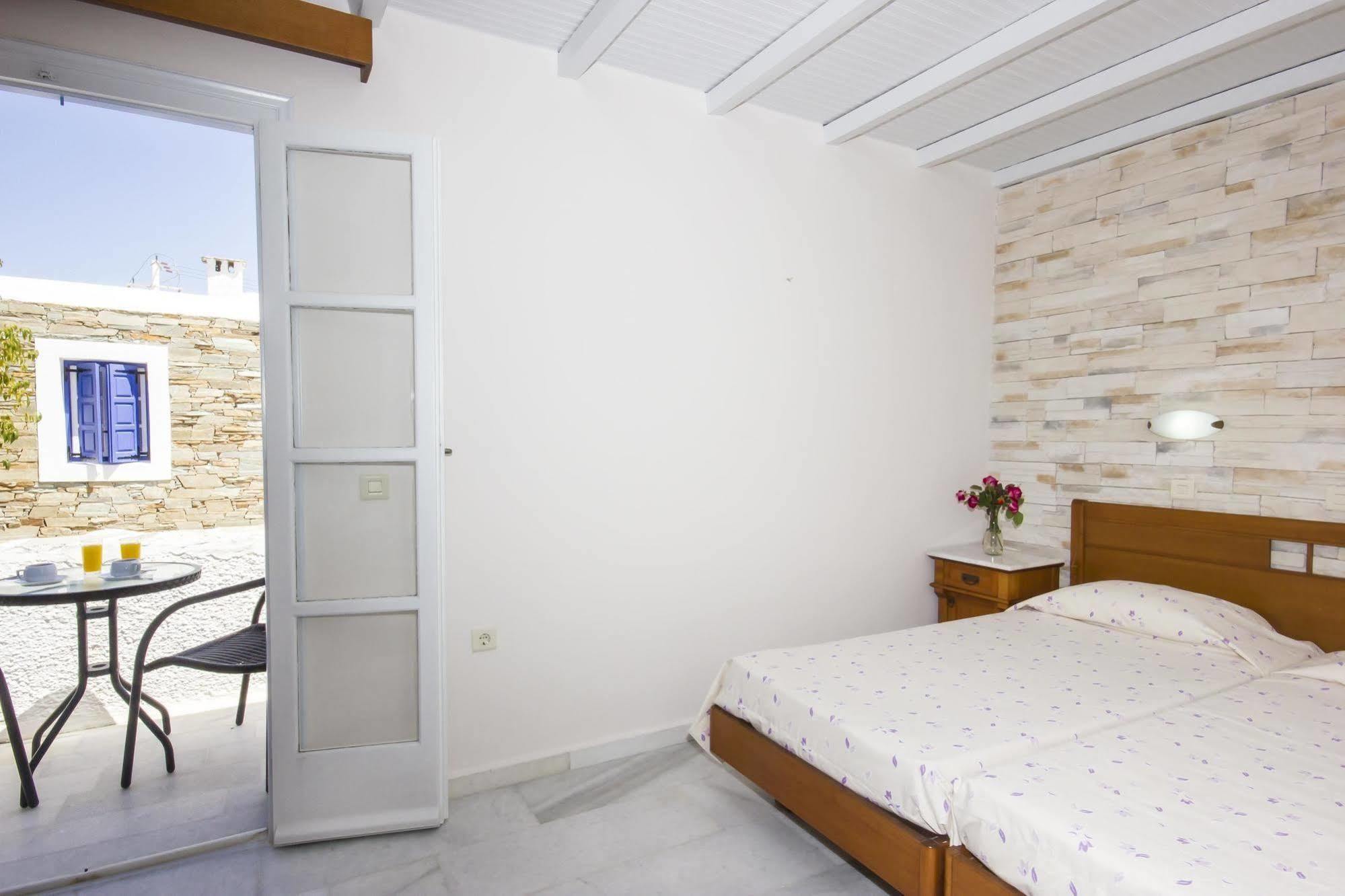Naxos Holidays Naxos City Esterno foto